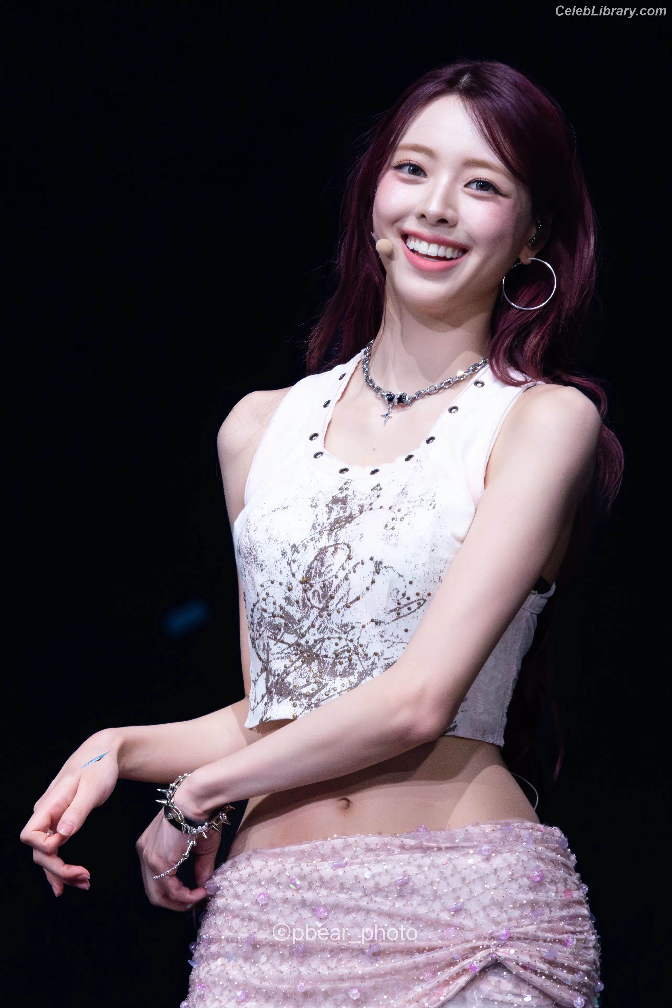 Yuna - ITZY (유나, Shin Yu Na) photo 11 of 1697