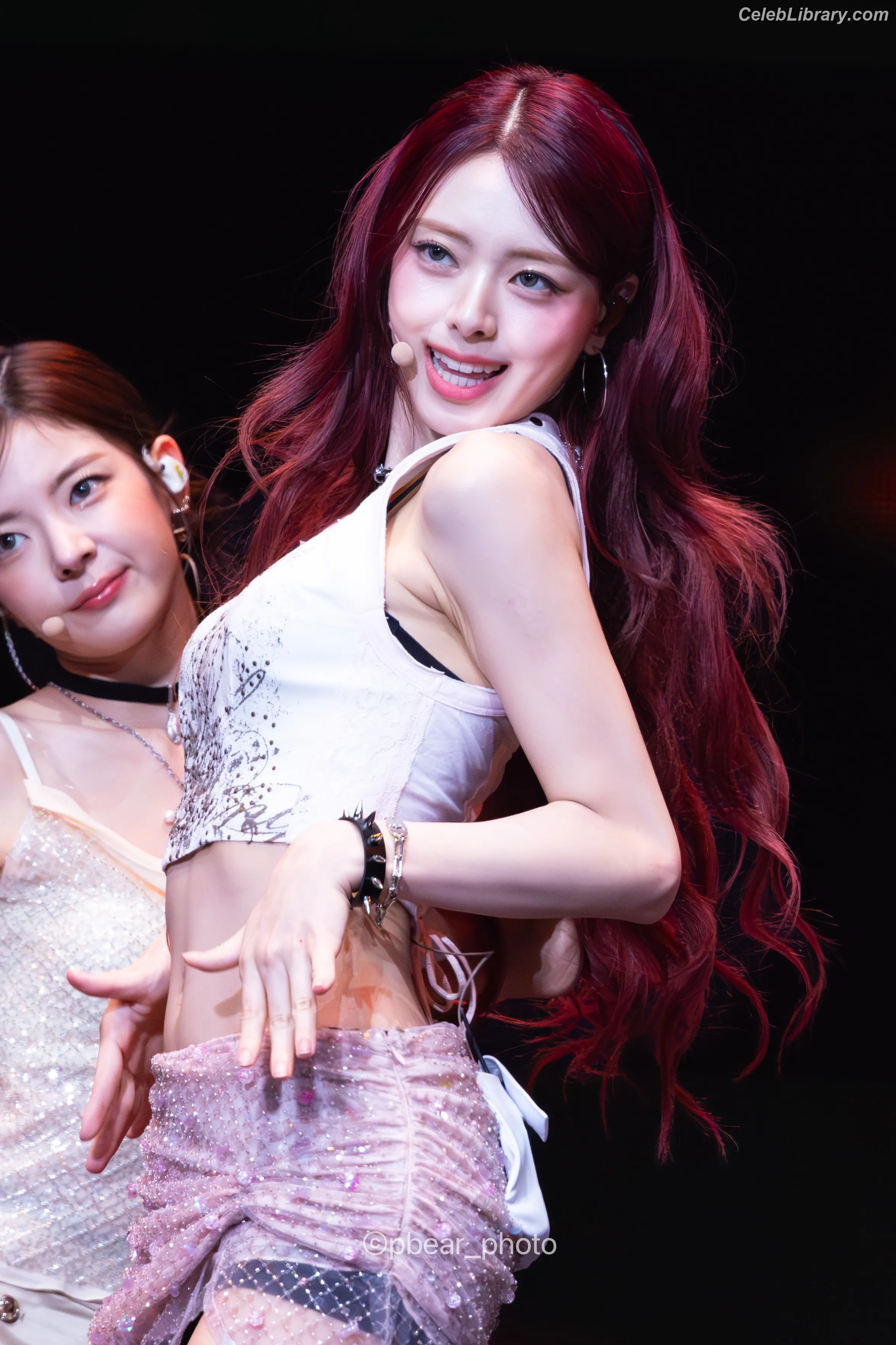 Yuna - ITZY (유나, Shin Yu Na) photo 15 of 1697