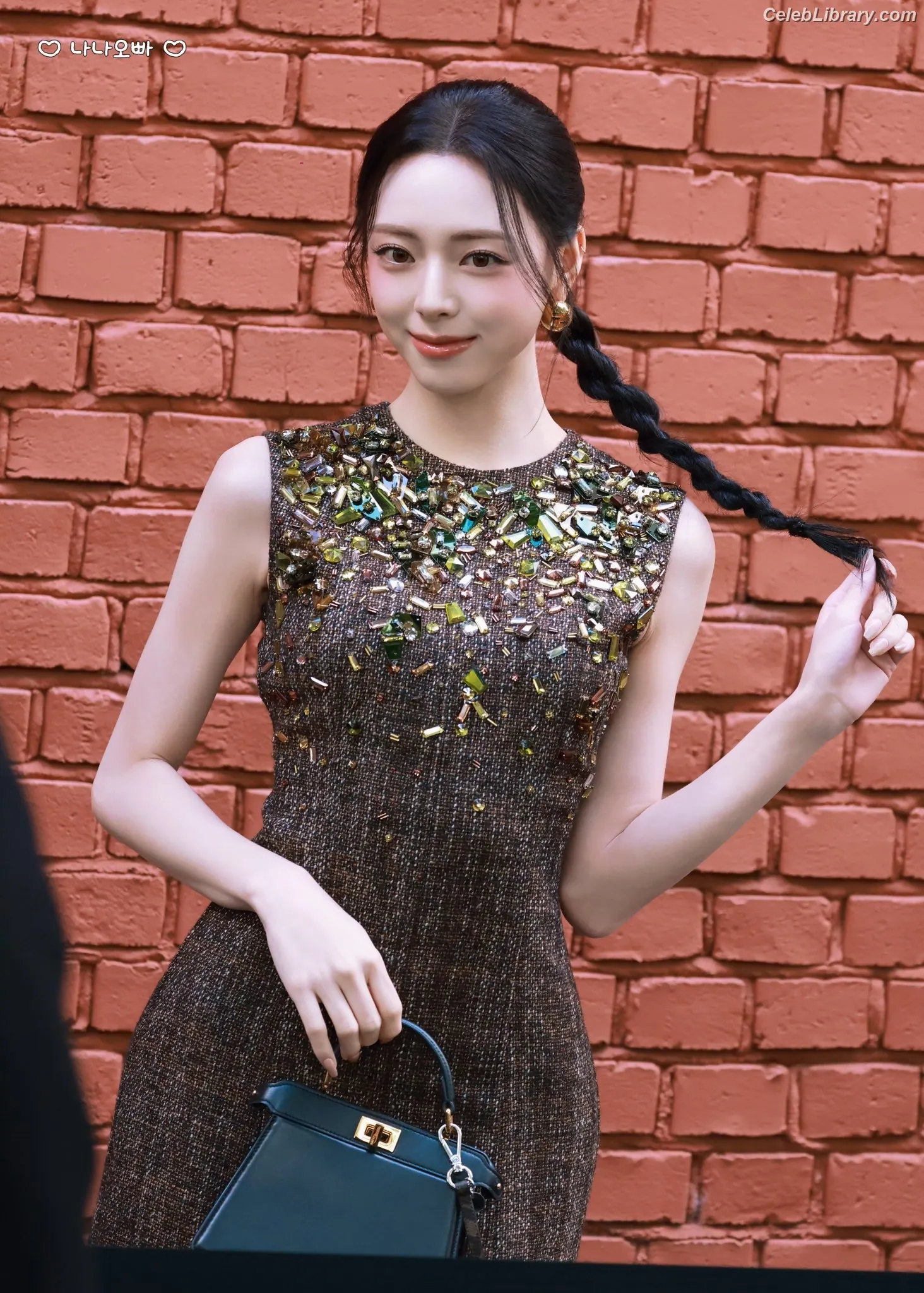 Yuna - ITZY (유나, Shin Yu Na) photo 5 of 1697