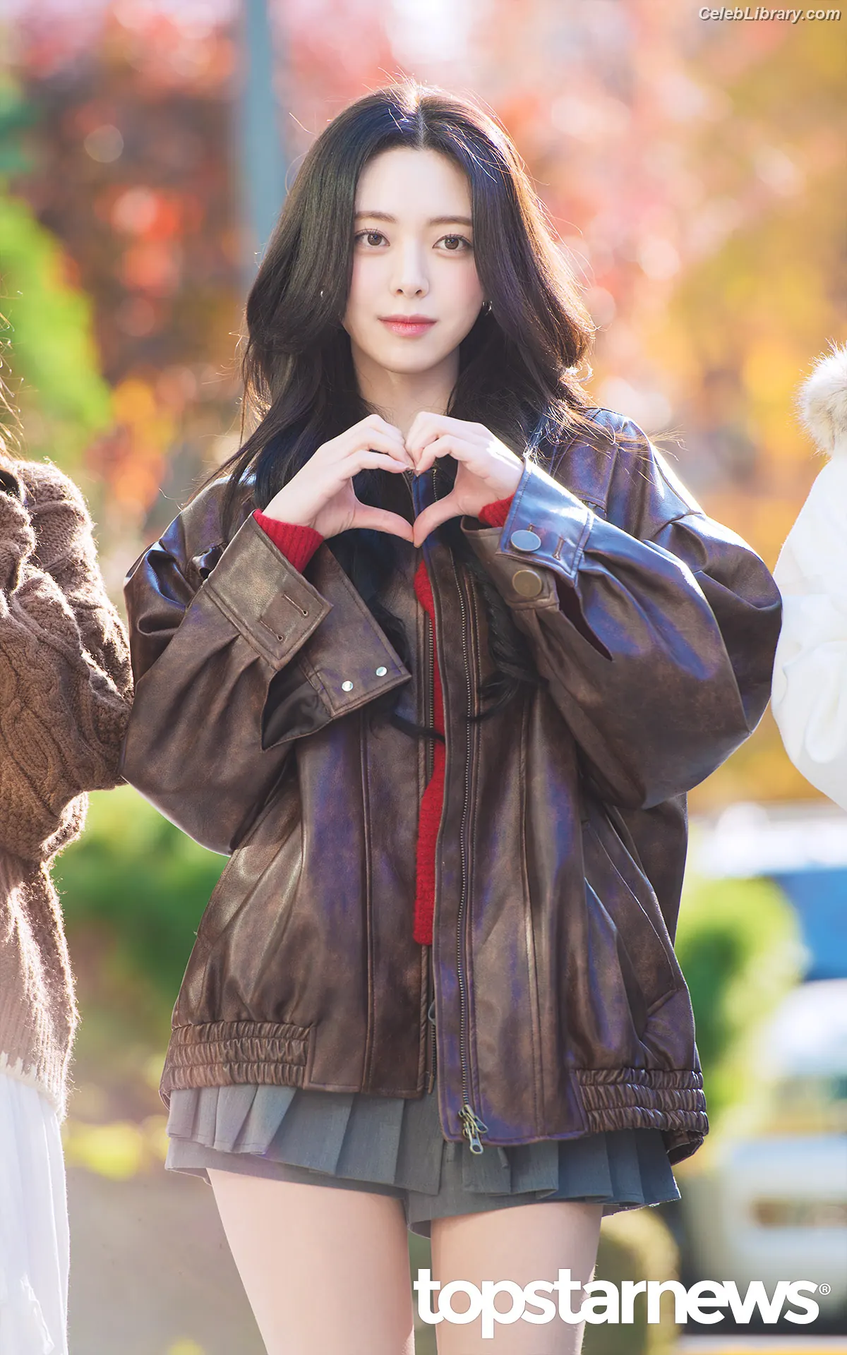 Yuna - ITZY (유나, Shin Yu Na) photo 7 of 1697