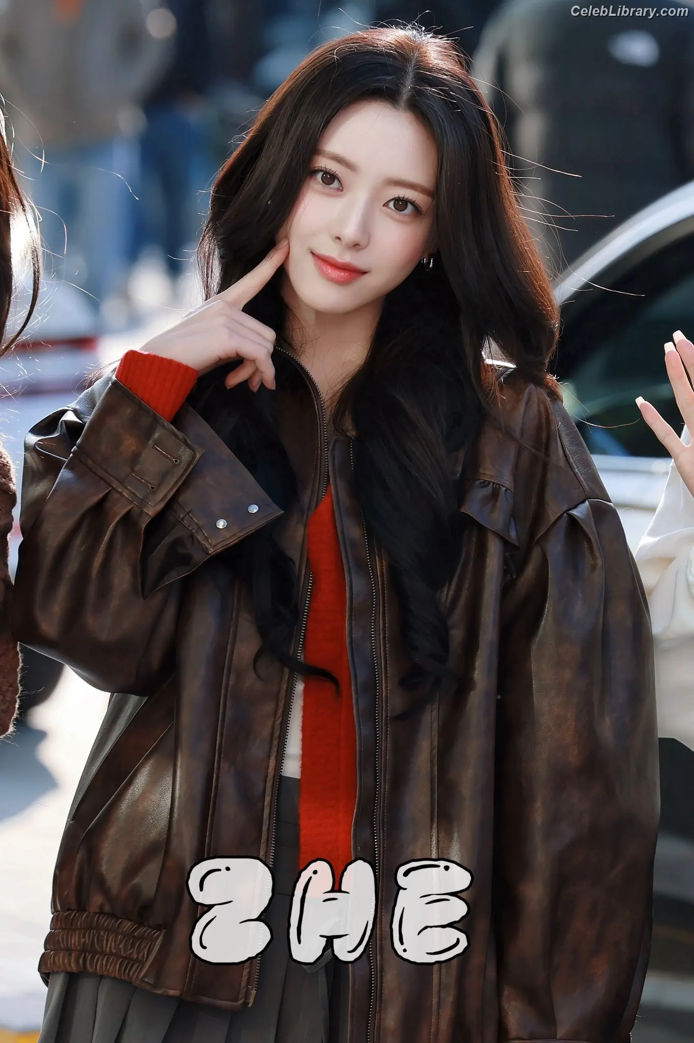 Yuna - ITZY (유나, Shin Yu Na) photo 8 of 1697