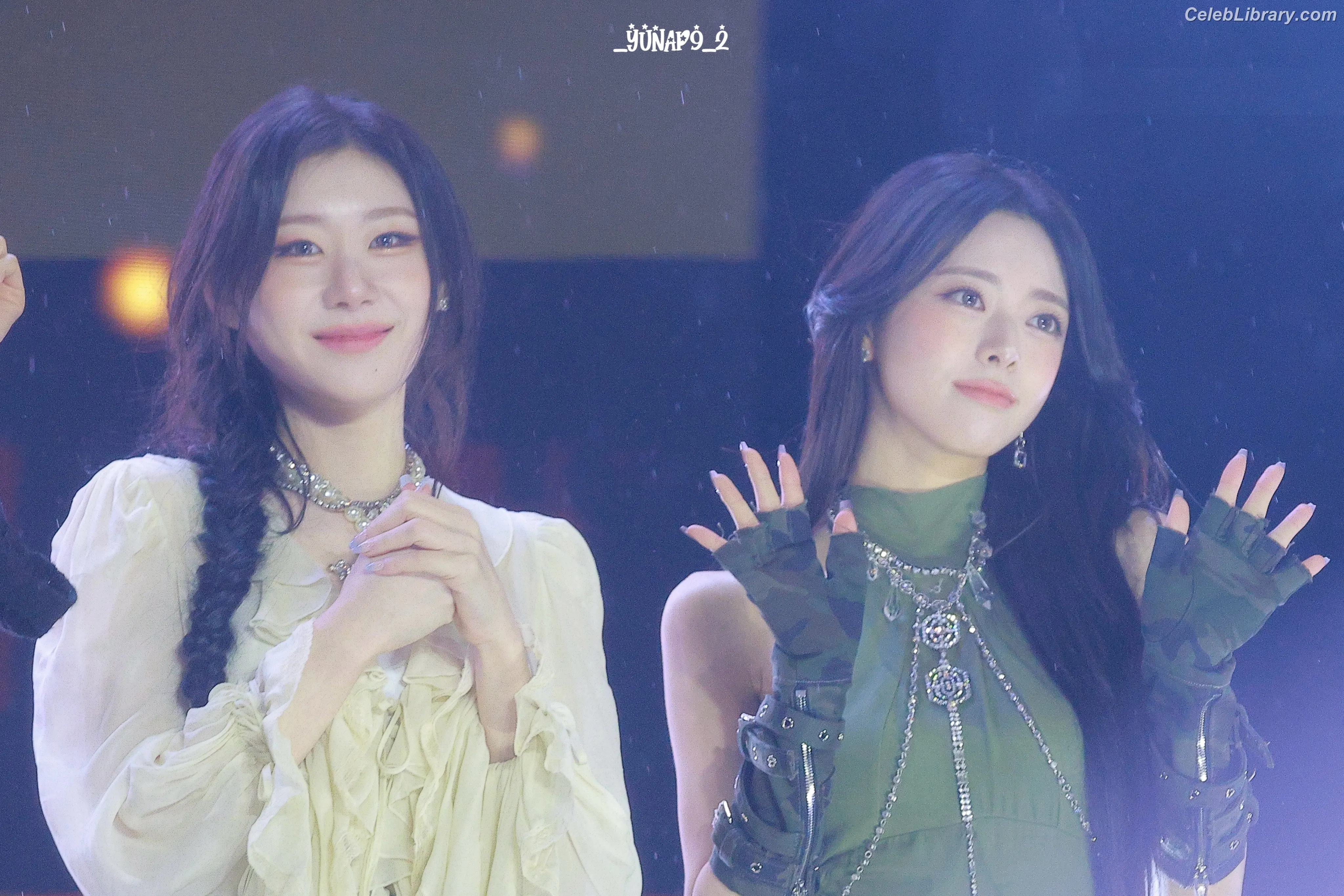 Yuna - ITZY (유나, Shin Yu Na) photo 12 of 1697