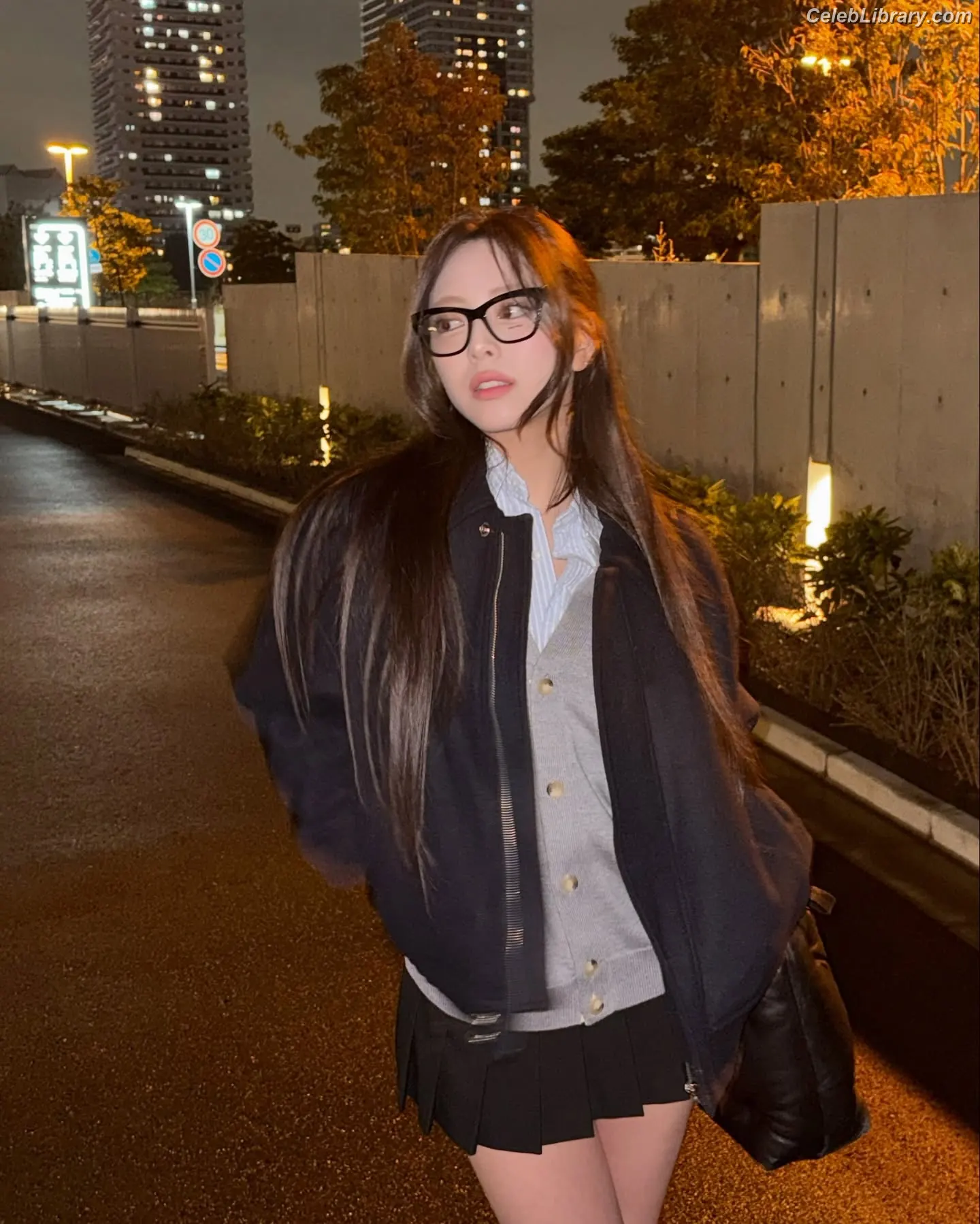 Yuna - ITZY (유나, Shin Yu Na) photo 18 of 1697