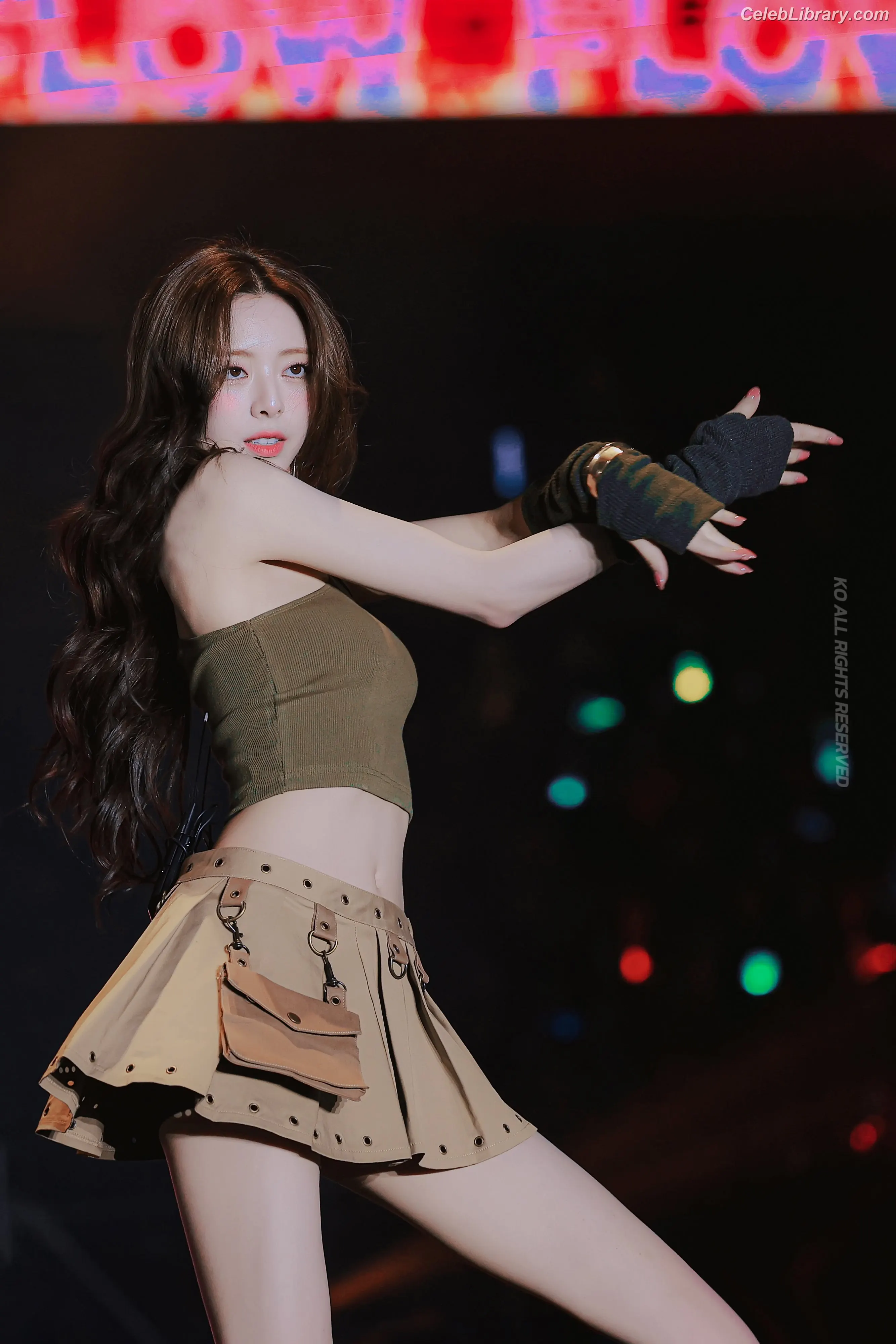 Yuna - ITZY (유나, Shin Yu Na) photo 22 of 1697