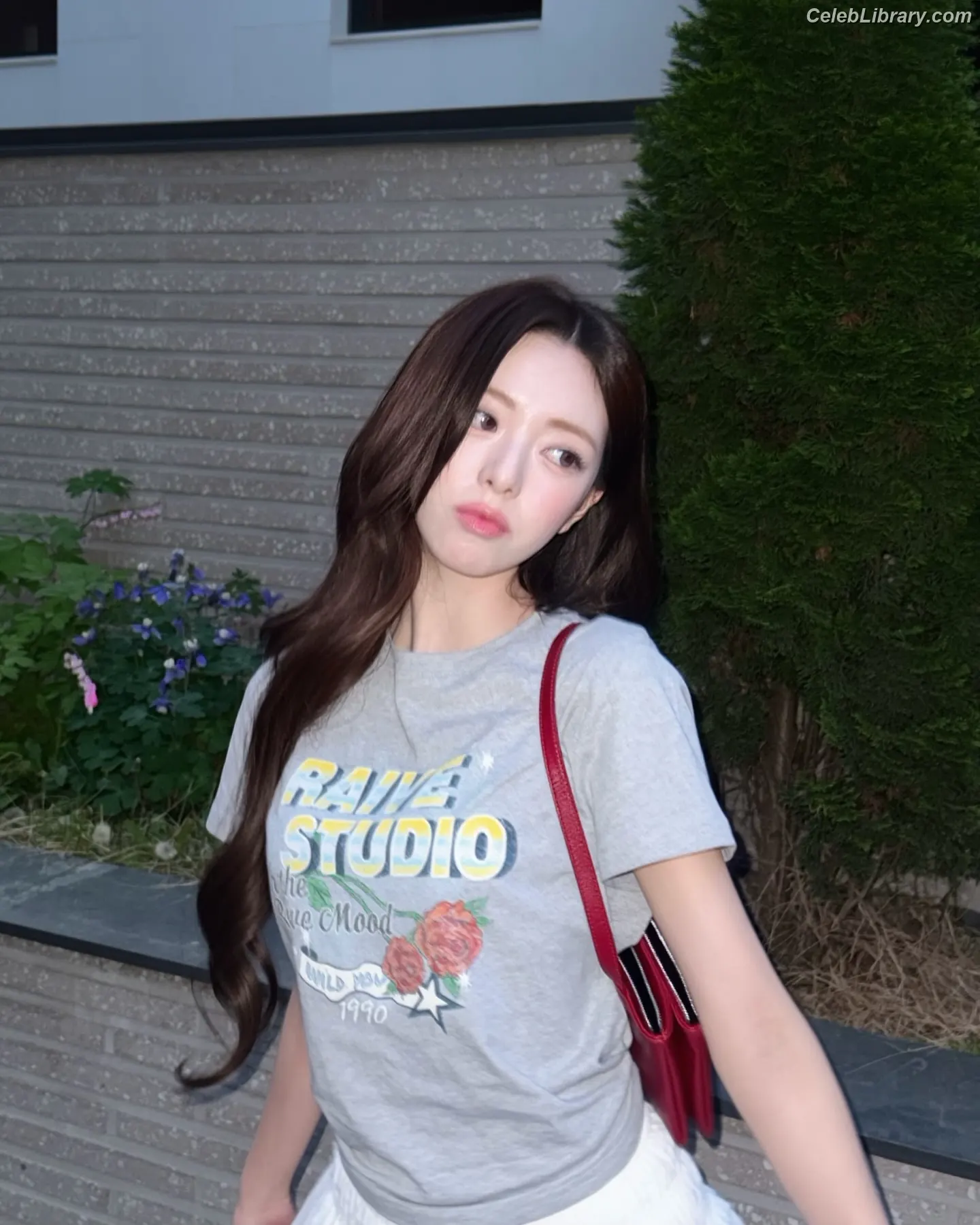 Yuna - ITZY (유나, Shin Yu Na) photo 5 of 1697