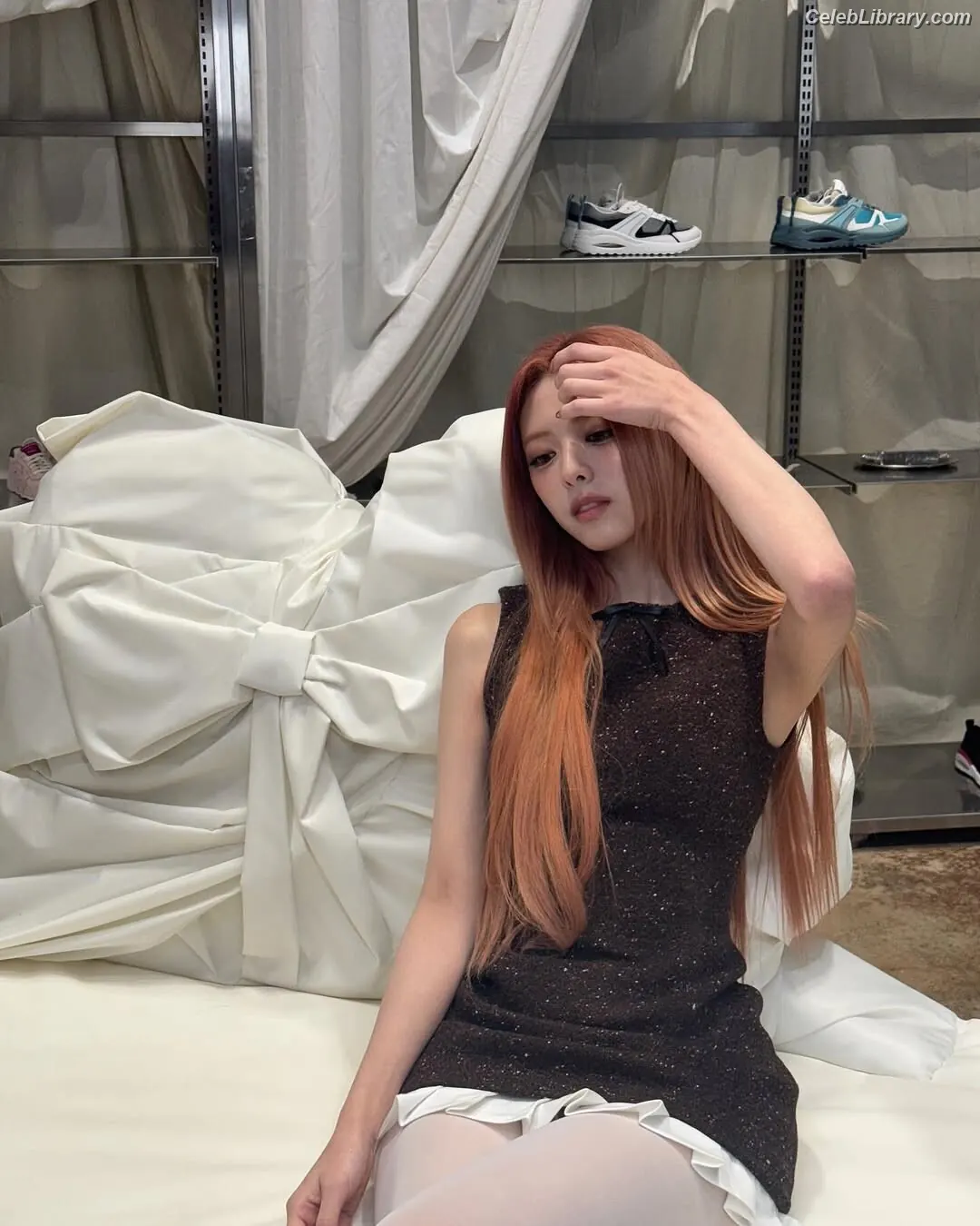 Yuna - ITZY (유나, Shin Yu Na) photo 6 of 1697