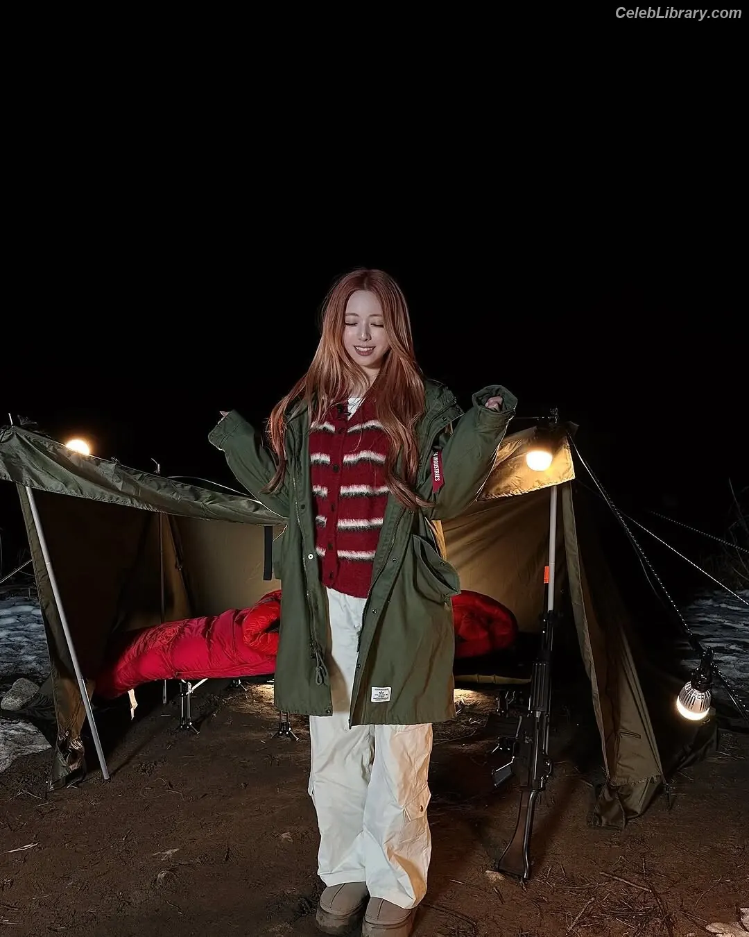 Yuna - ITZY (유나, Shin Yu Na) photo 18 of 1697