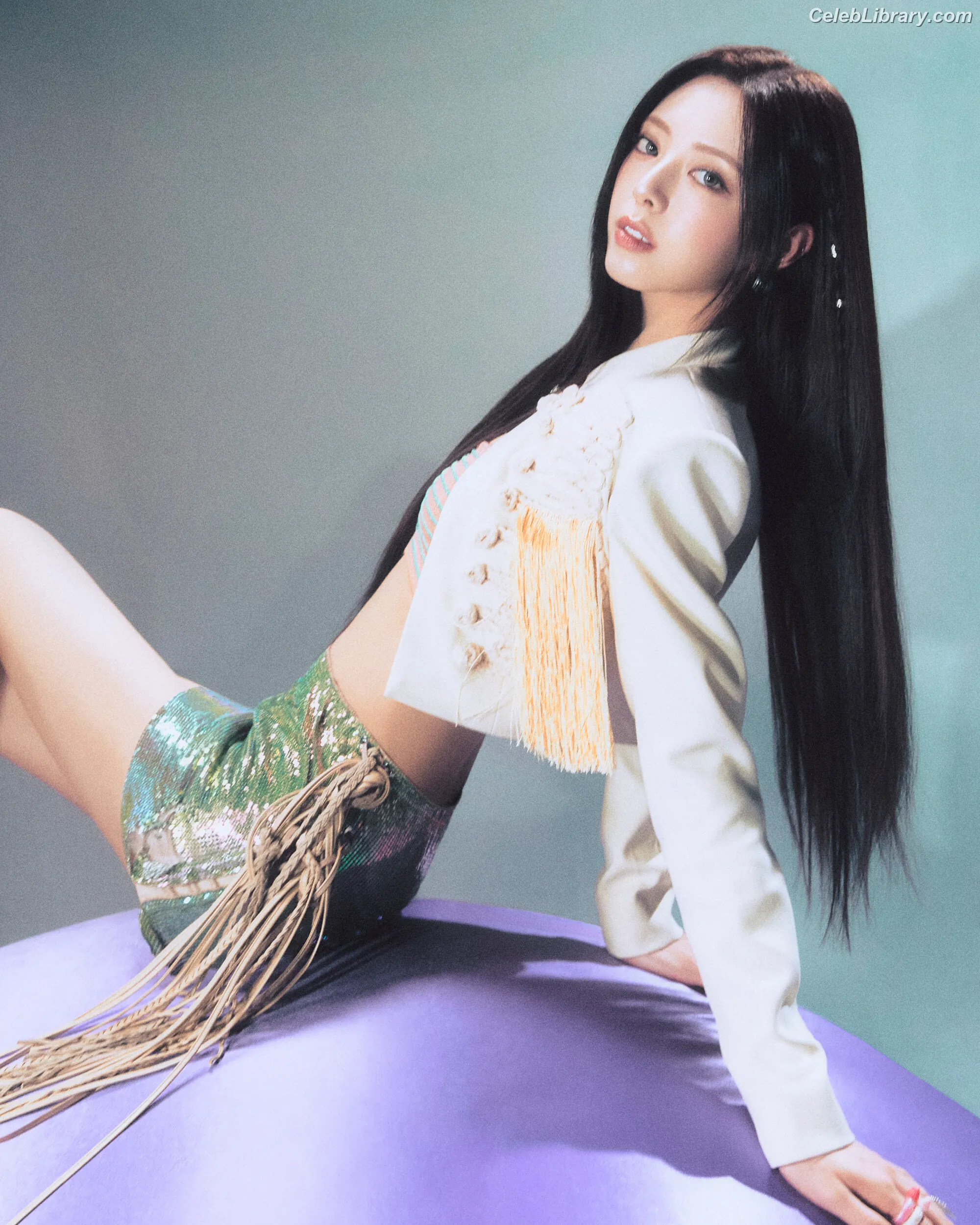 Yuna - ITZY (유나, Shin Yu Na) photo 15 of 1697