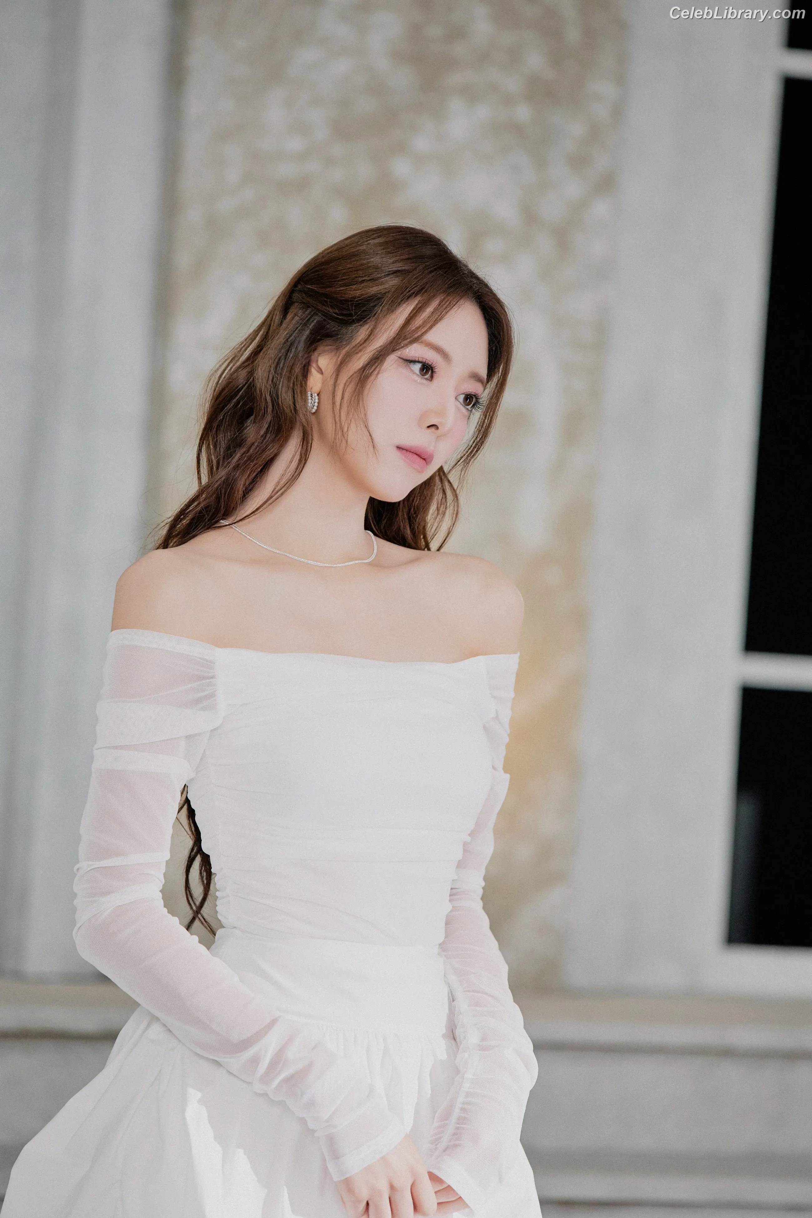 Yuna - ITZY (유나, Shin Yu Na) photo 4 of 1697