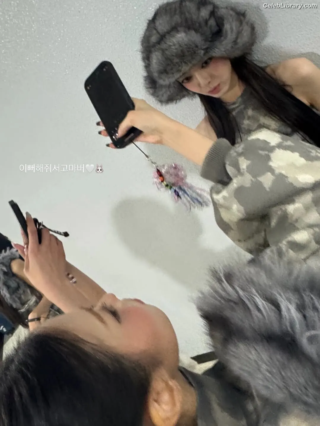 Yuna - ITZY (유나, Shin Yu Na) photo 24 of 1697
