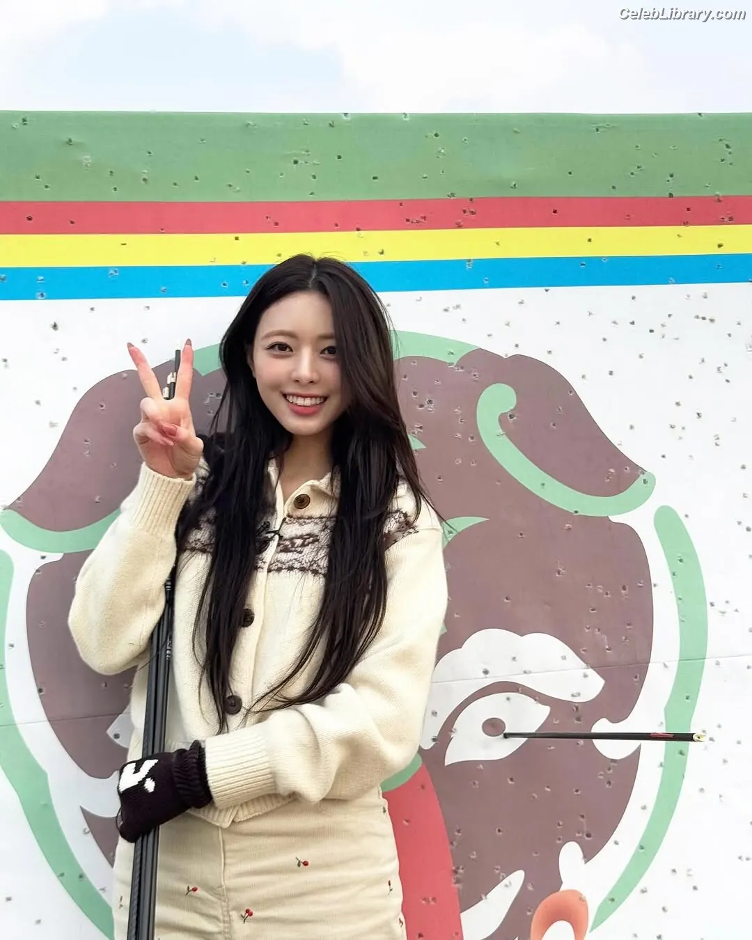 Yuna - ITZY (유나, Shin Yu Na) photo 12 of 1697