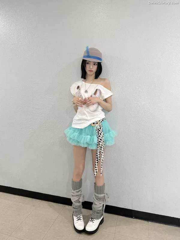 Yuna - ITZY (유나, Shin Yu Na) photo 15 of 1698