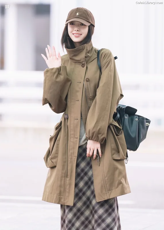 Yuna - ITZY (유나, Shin Yu Na) photo 22 of 1698