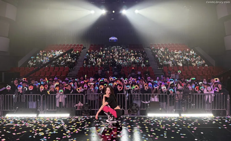 Yuna - ITZY (유나, Shin Yu Na) photo 5 of 1698