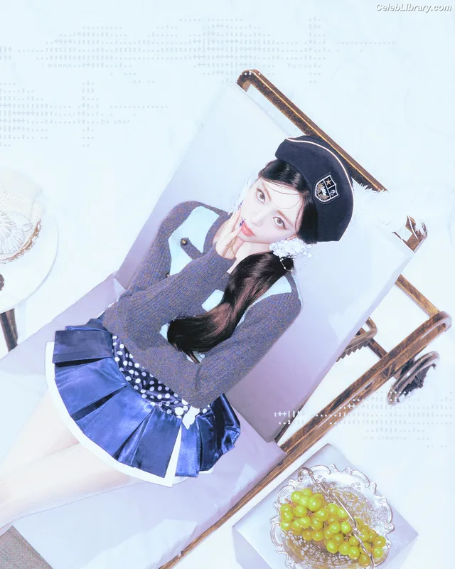 Yuna - ITZY (유나, Shin Yu Na) photo 7 of 1698