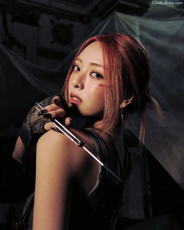Yuna - ITZY (유나, Shin Yu Na) photo 20 of 1698
