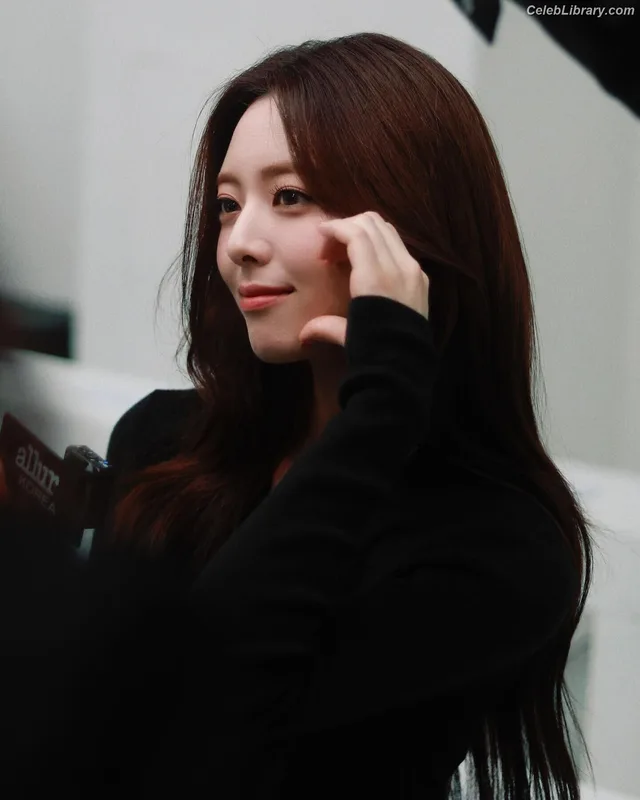 Yuna - ITZY (유나, Shin Yu Na) photo 12 of 1698