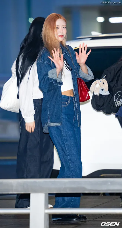 Yuna - ITZY (유나, Shin Yu Na) photo 23 of 1698