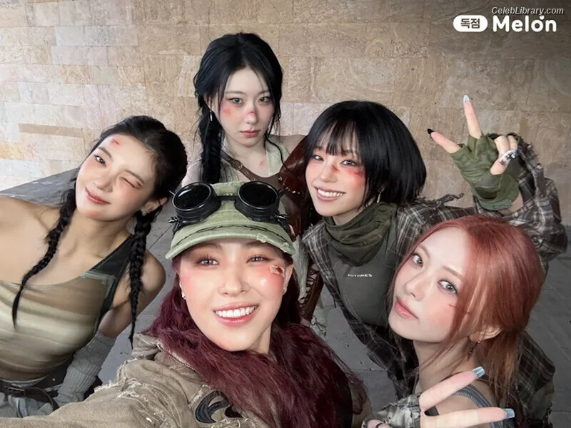 Yuna - ITZY (유나, Shin Yu Na) photo 15 of 1698
