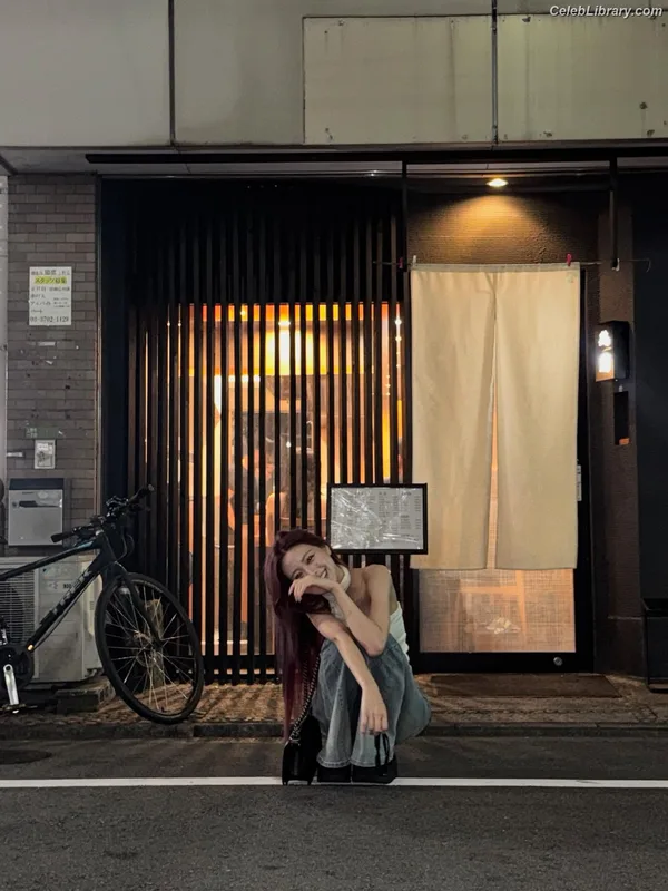 Yuna - ITZY (유나, Shin Yu Na) photo 3 of 1698