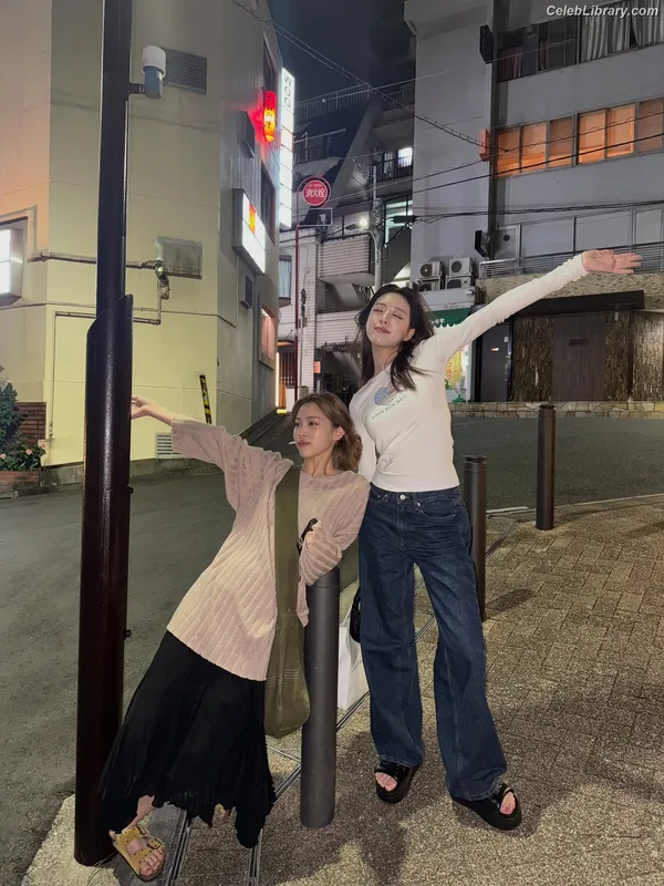 Yuna - ITZY (유나, Shin Yu Na) photo 11 of 1698