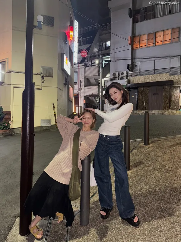 Yuna - ITZY (유나, Shin Yu Na) photo 12 of 1698
