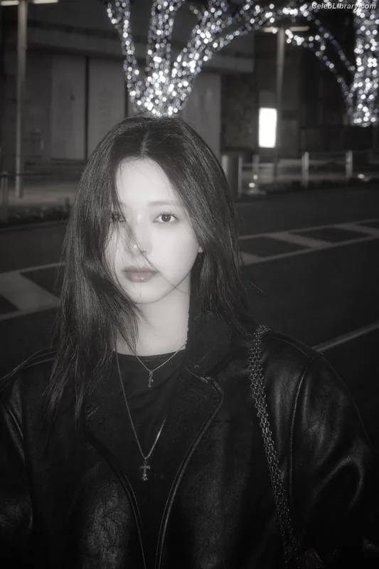 Yuna - ITZY (유나, Shin Yu Na) photo 18 of 1698