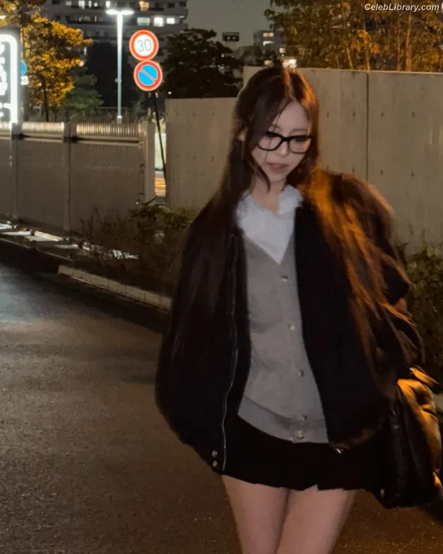 Yuna - ITZY (유나, Shin Yu Na) photo 17 of 1698