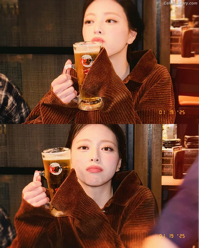 Yuna - ITZY (유나, Shin Yu Na) photo 24 of 1698