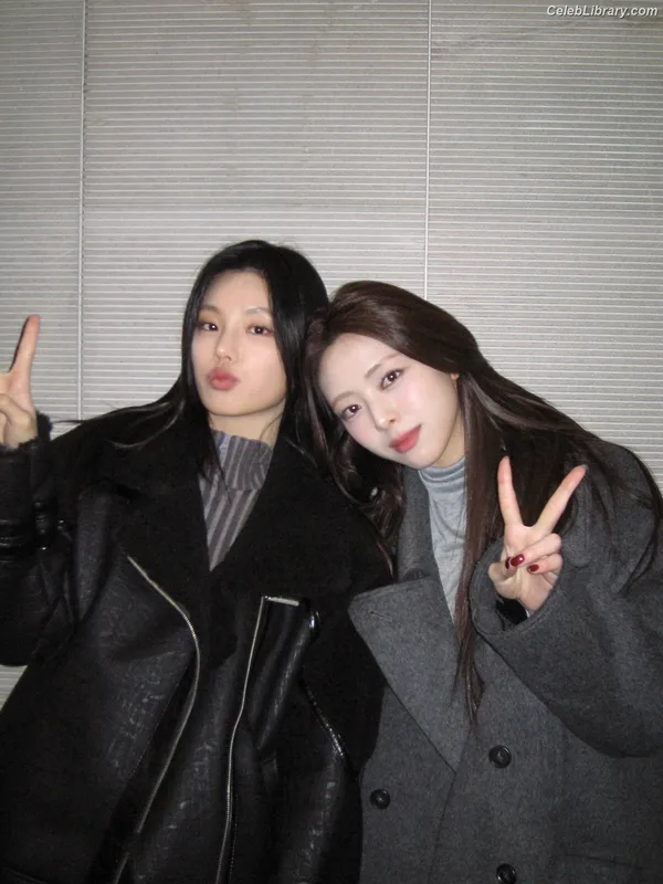 Yuna - ITZY (유나, Shin Yu Na) photo 19 of 1698