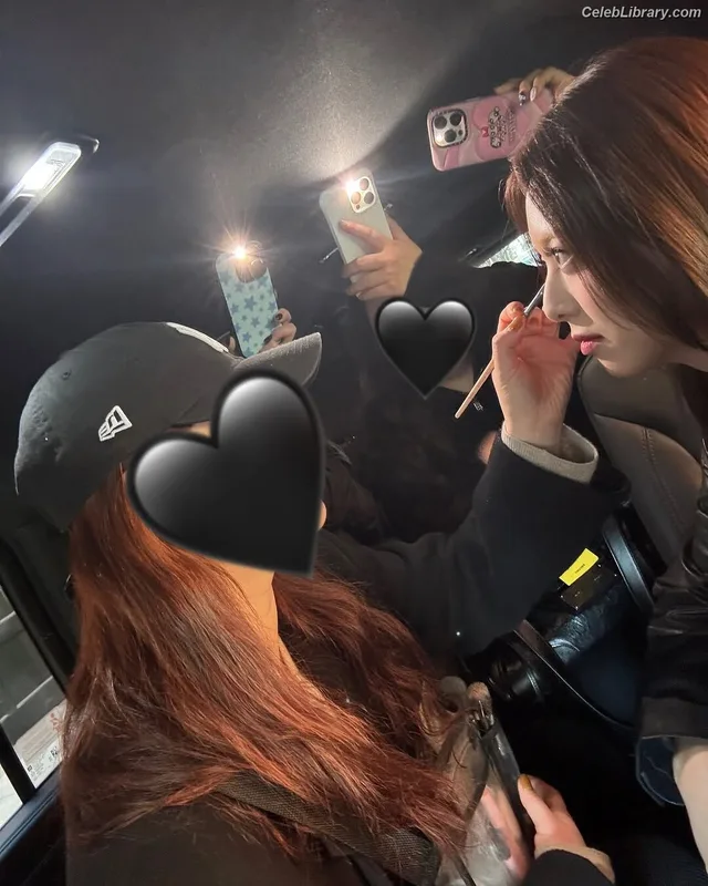 Yuna - ITZY (유나, Shin Yu Na) photo 8 of 1698