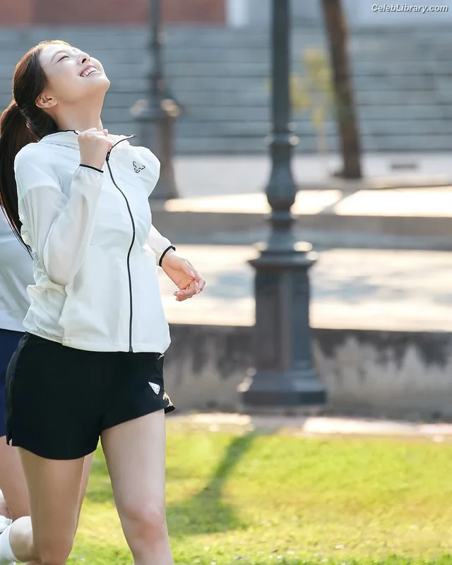 Yuna - ITZY (유나, Shin Yu Na) photo 18 of 1698
