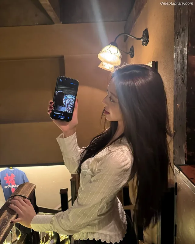Yuna - ITZY (유나, Shin Yu Na) photo 12 of 1698