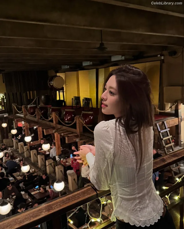 Yuna - ITZY (유나, Shin Yu Na) photo 13 of 1698