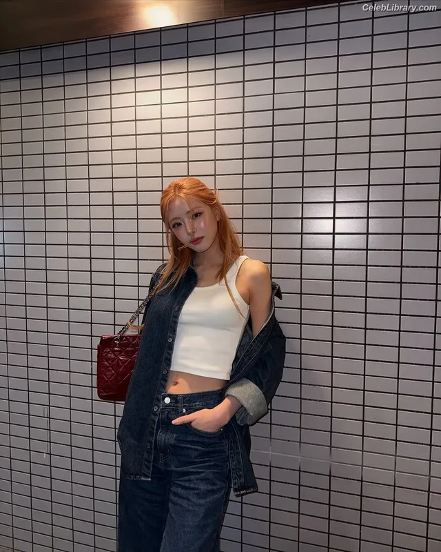 Yuna - ITZY (유나, Shin Yu Na) photo 17 of 1698