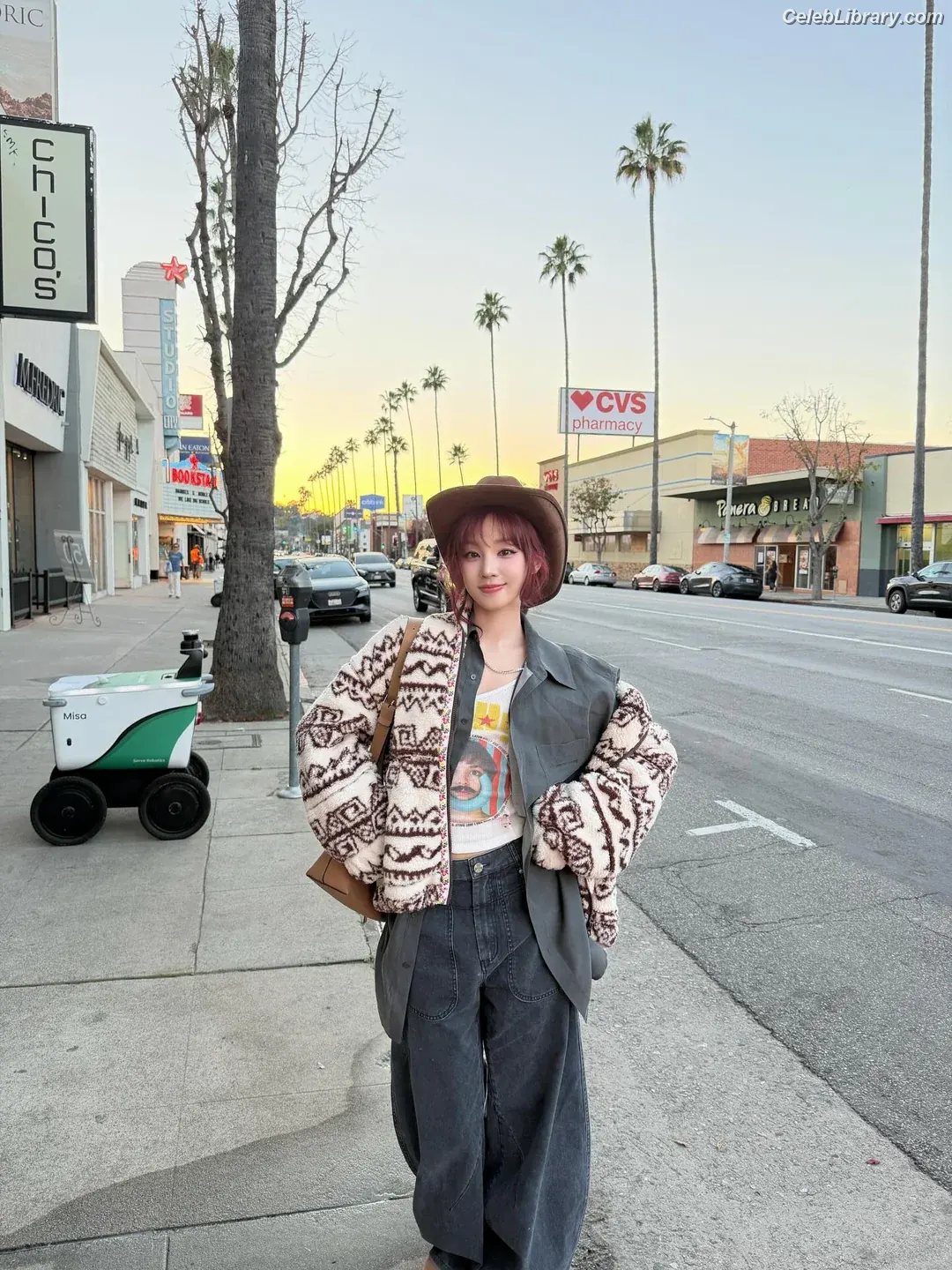 YUQI (Song Yuqi) i-dle (G)I-DLE photo 11 of 553