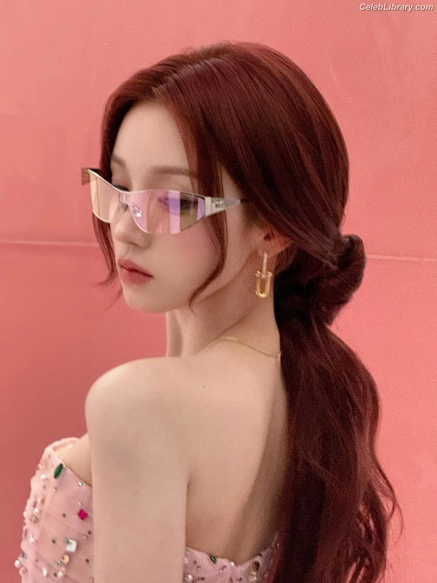YUQI (Song Yuqi) i-dle (G)I-DLE photo 13 of 553