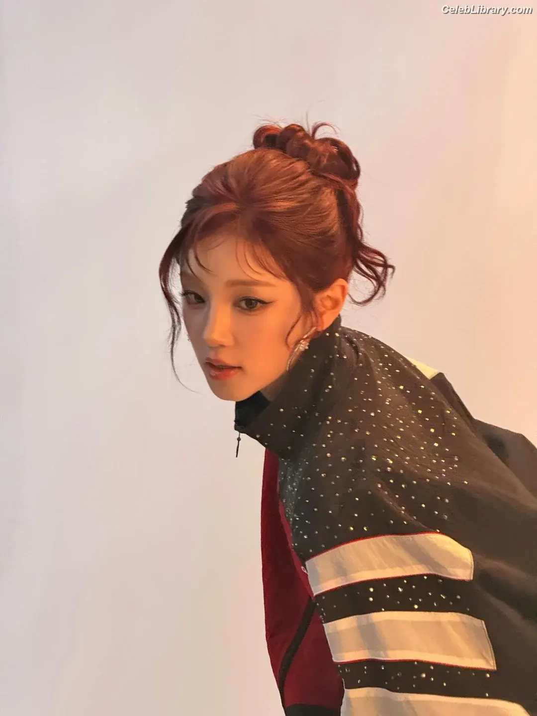 YUQI (Song Yuqi) i-dle (G)I-DLE photo 15 of 553