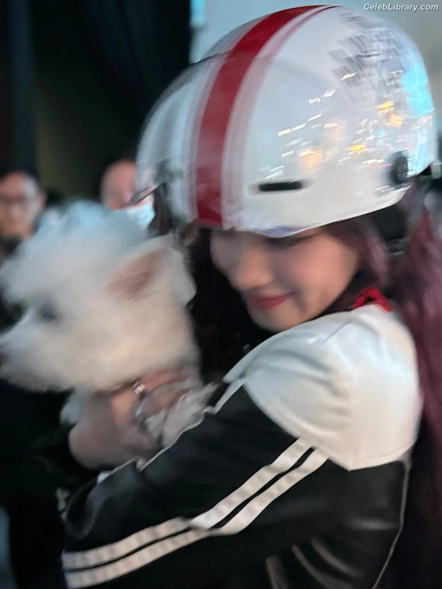 YUQI (Song Yuqi) i-dle (G)I-DLE photo 15 of 553