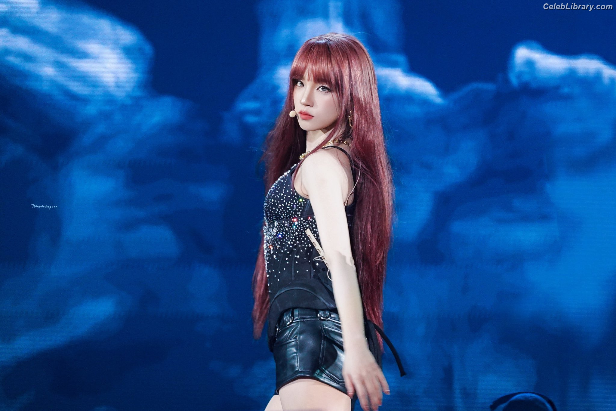 YUQI (Song Yuqi) i-dle (G)I-DLE photo 8 of 554