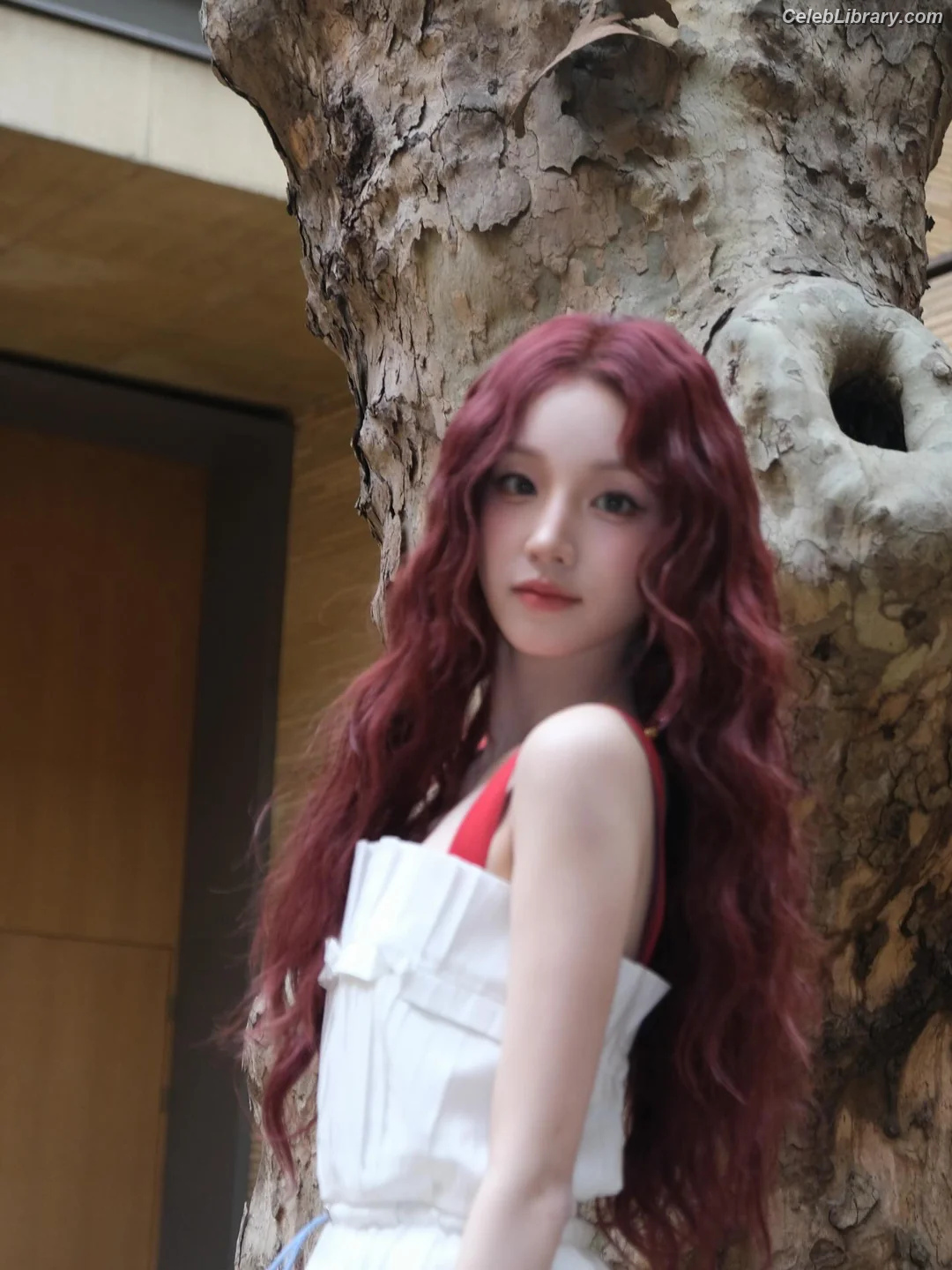 YUQI (Song Yuqi) i-dle (G)I-DLE photo 14 of 554