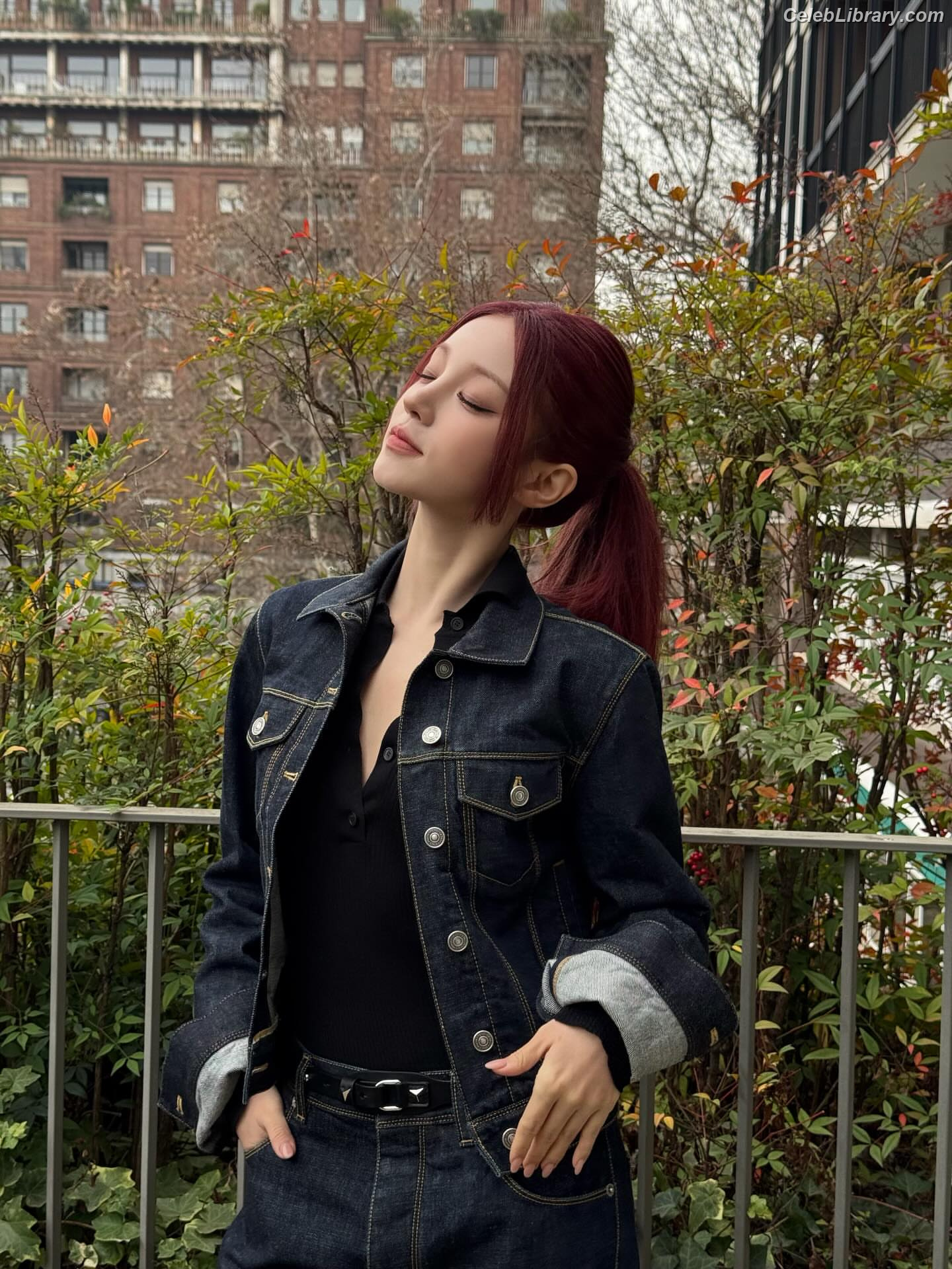 YUQI (Song Yuqi) i-dle (G)I-DLE photo 19 of 554