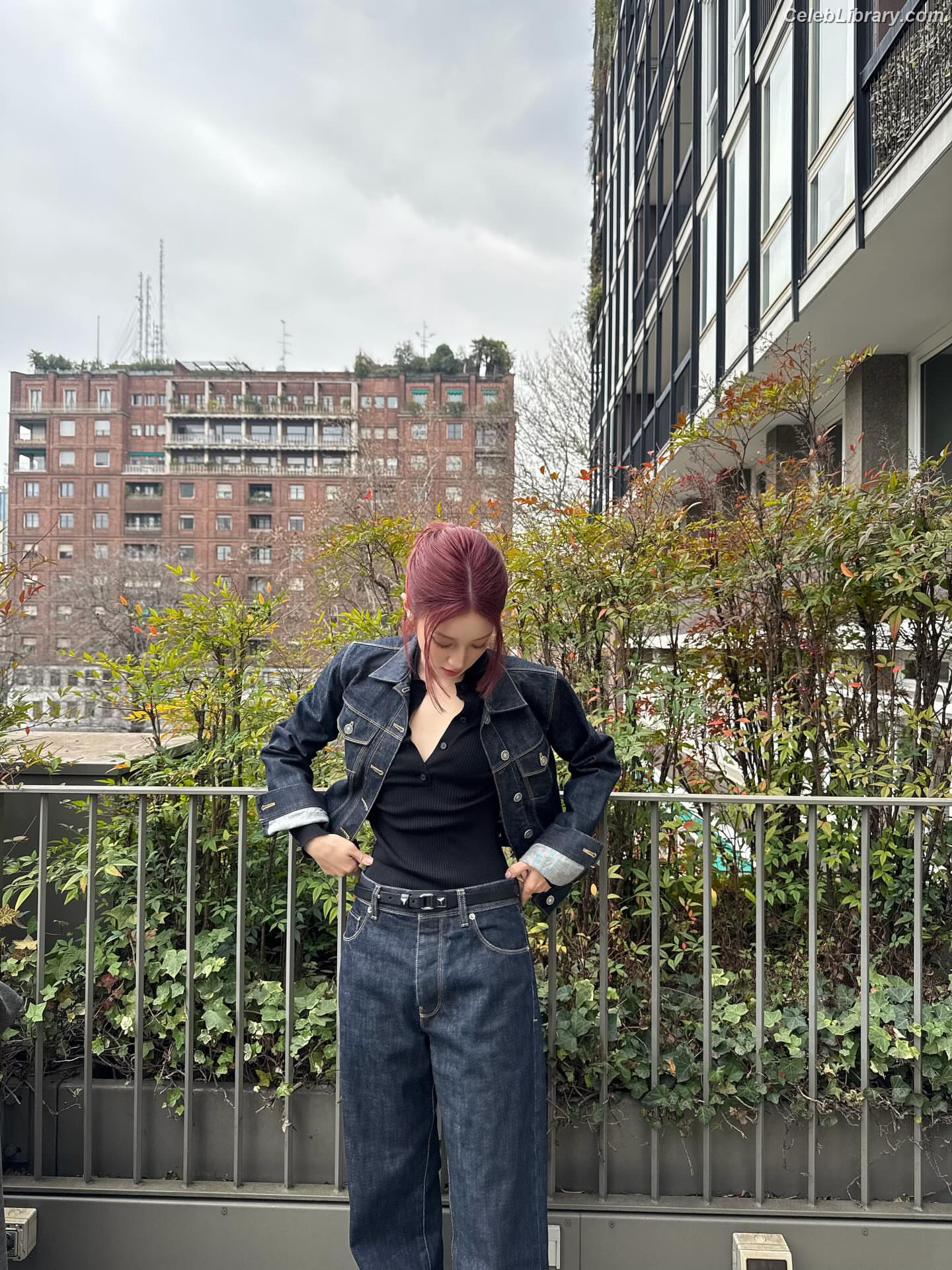 YUQI (Song Yuqi) i-dle (G)I-DLE photo 8 of 554