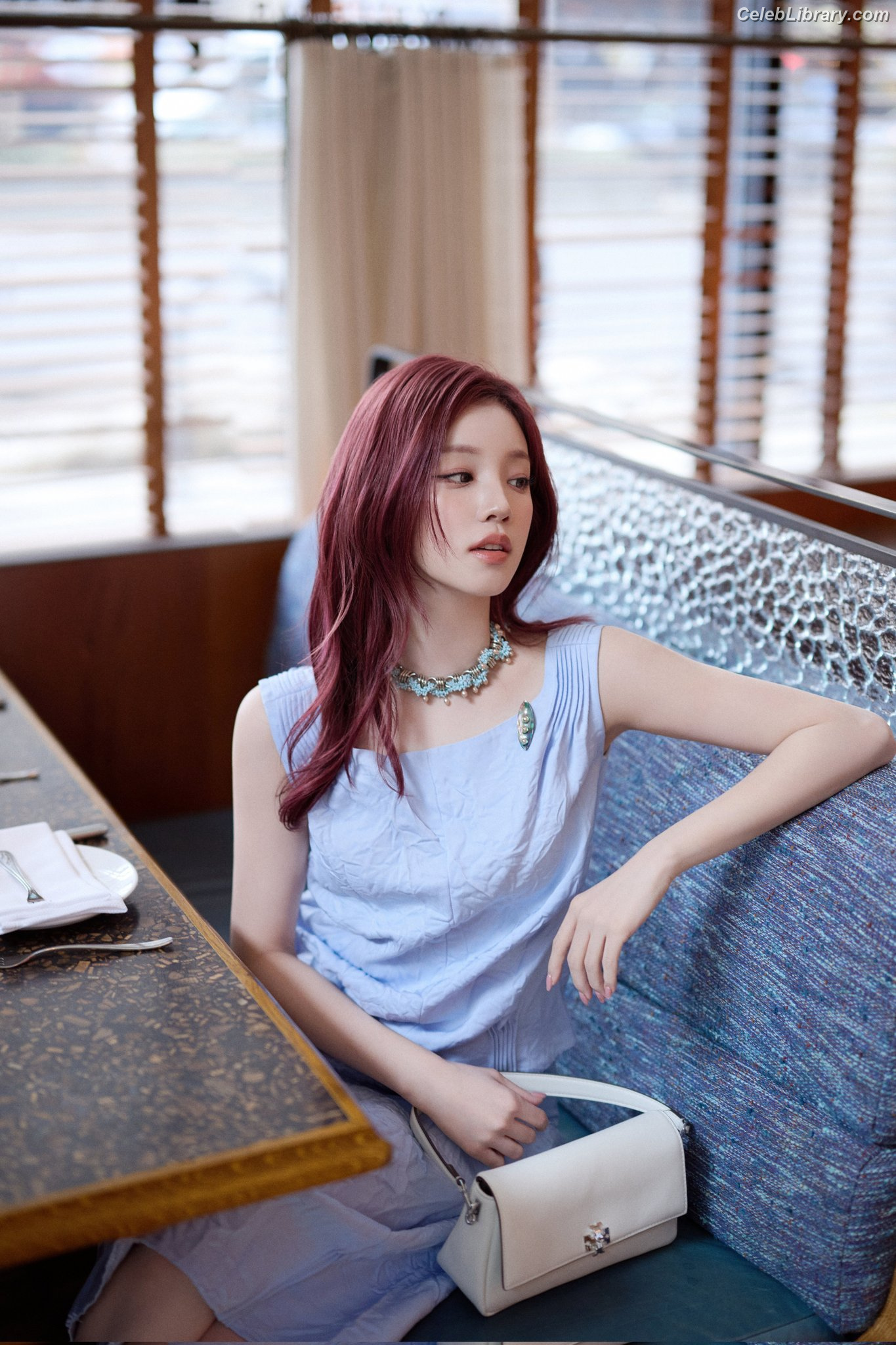 YUQI (Song Yuqi) i-dle (G)I-DLE photo 22 of 554