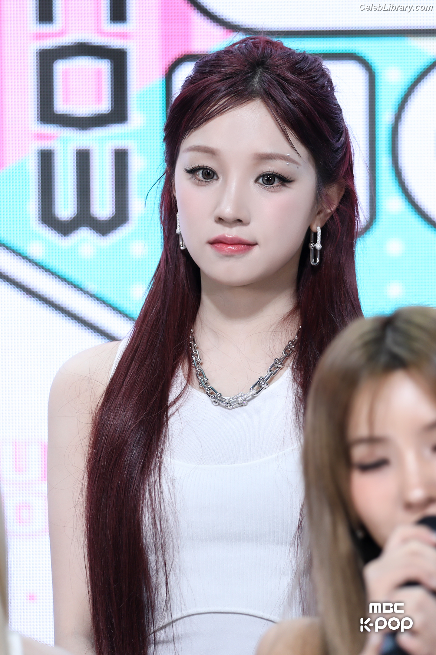 YUQI (Song Yuqi) i-dle (G)I-DLE photo 16 of 554