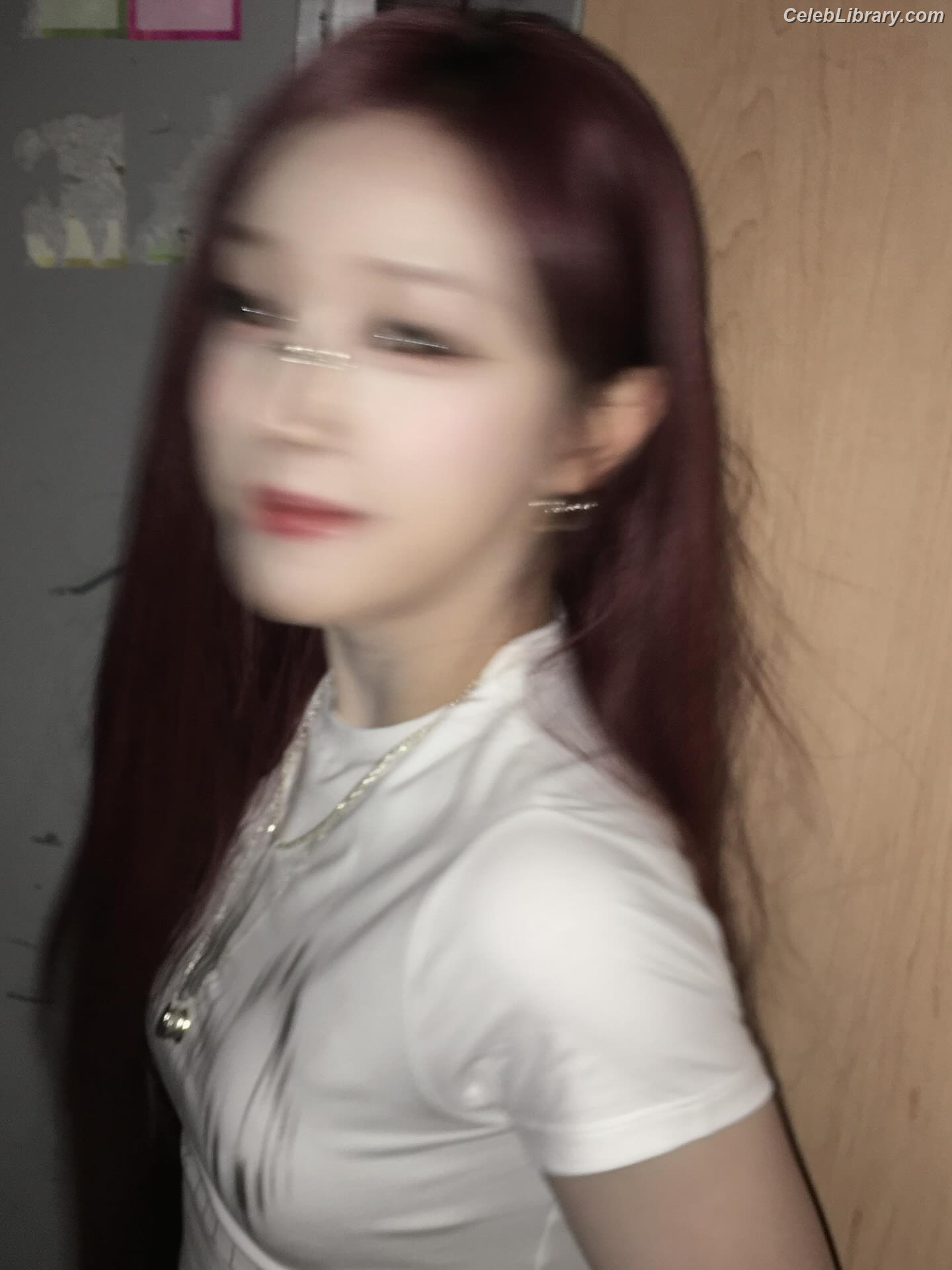 YUQI (Song Yuqi) i-dle (G)I-DLE photo 11 of 554
