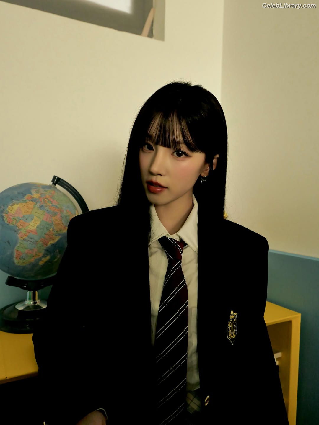 YUQI (Song Yuqi) i-dle (G)I-DLE photo 8 of 554