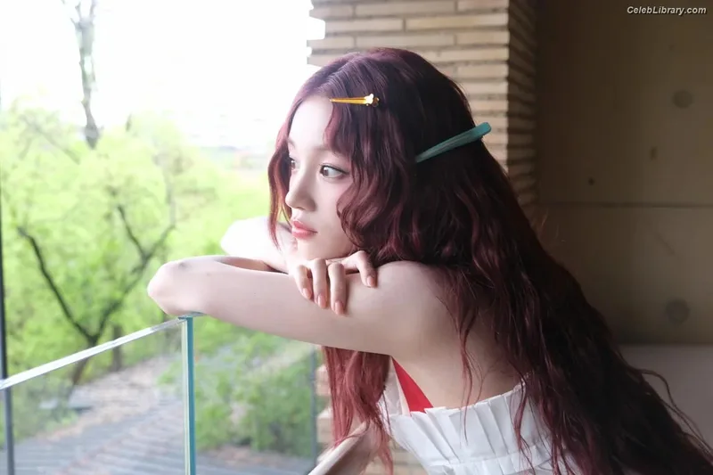YUQI (Song Yuqi) i-dle (G)I-DLE photo 19 of 554
