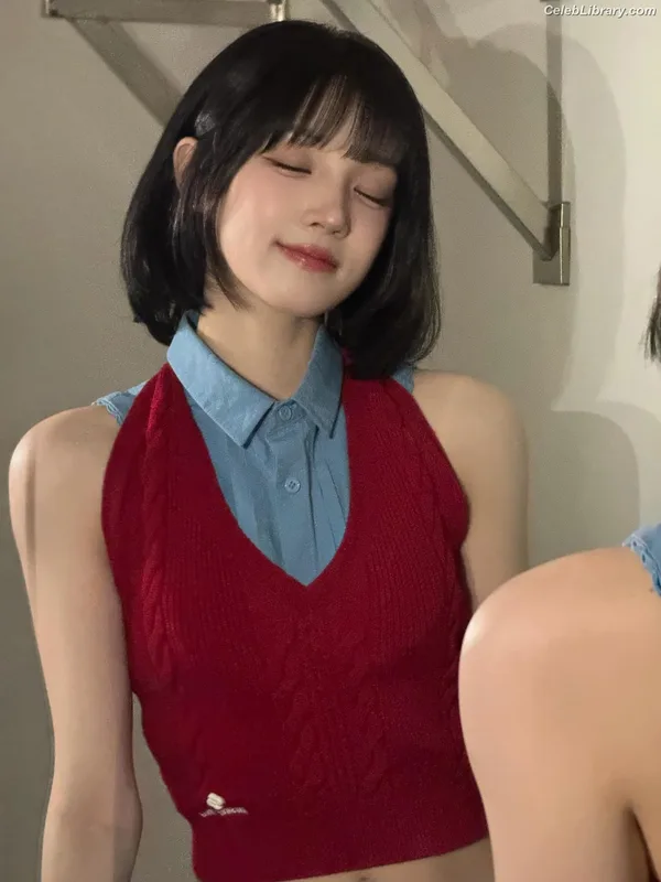 YUQI (Song Yuqi) i-dle (G)I-DLE photo 14 of 554