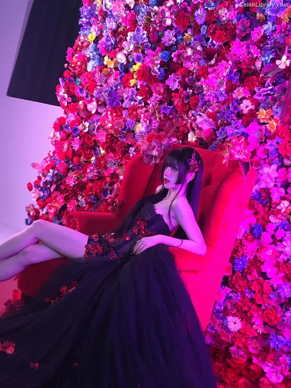 YUQI (Song Yuqi) i-dle (G)I-DLE photo 21 of 554